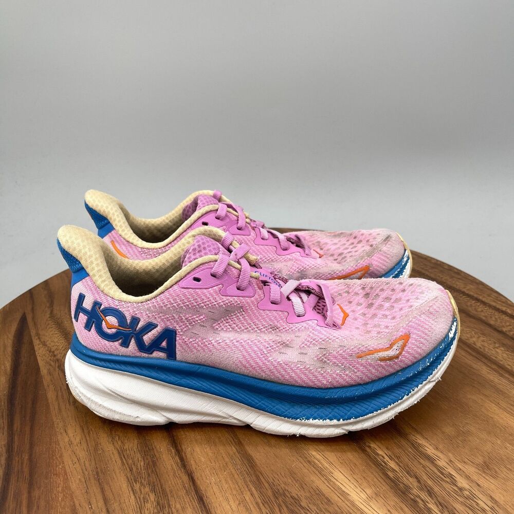 Hoka One One Clifton 9 Shoes Womens Size 6 B Pink Running Comfort Walking Gym